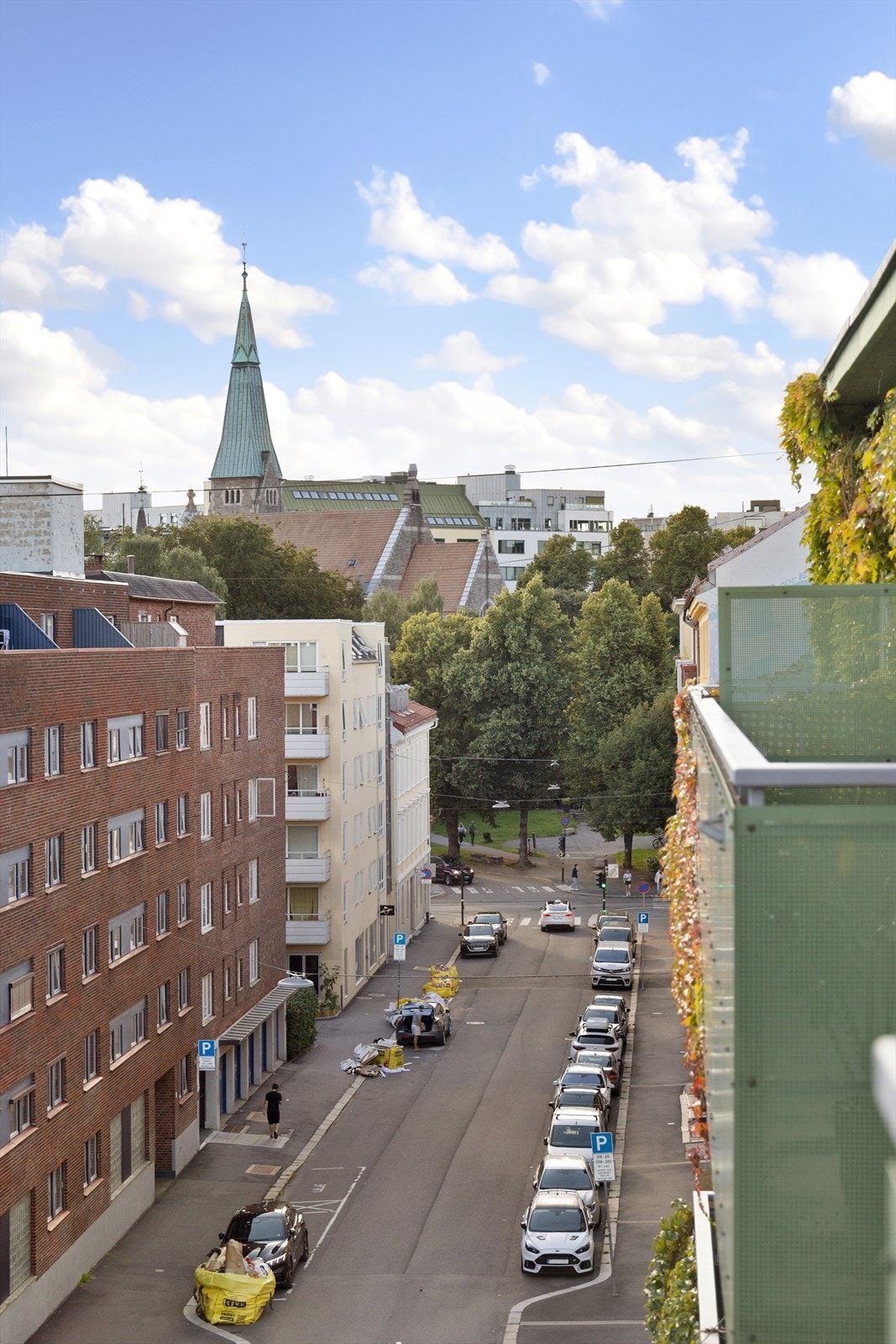 Hyggelig utsyn over nabolaget og omgivelsene rundt Galleribilde