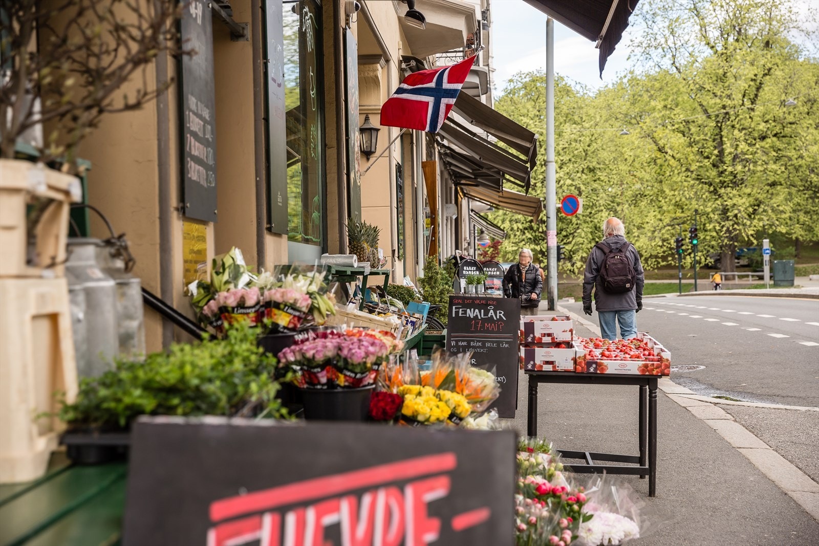 På St. Hanshaugen finner du hyggelige forretninger som perler på en snor. Gutta på Haugen tilbyr fristende delikatesser og på Pascal finner du nydelige kaker i tillegg til lunsj i hyggelige omgivelser. Galleribilde