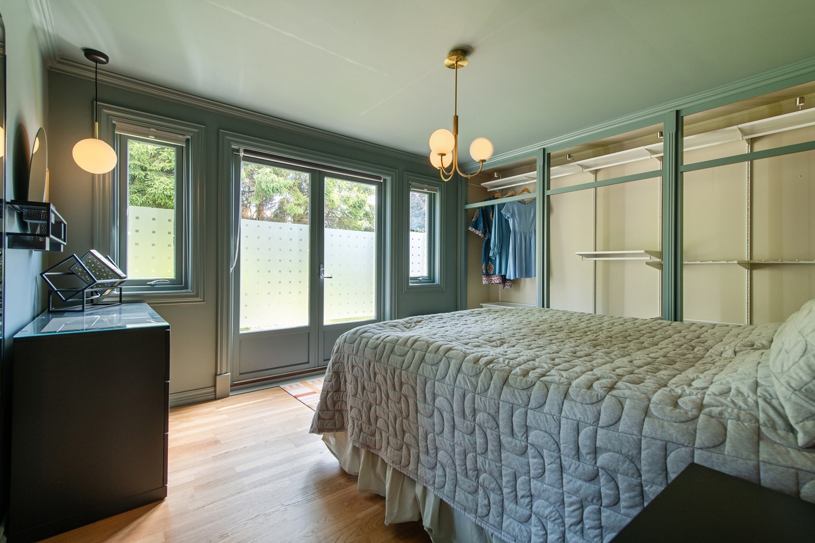 Her er det mye garderobeplass! Galleribilde