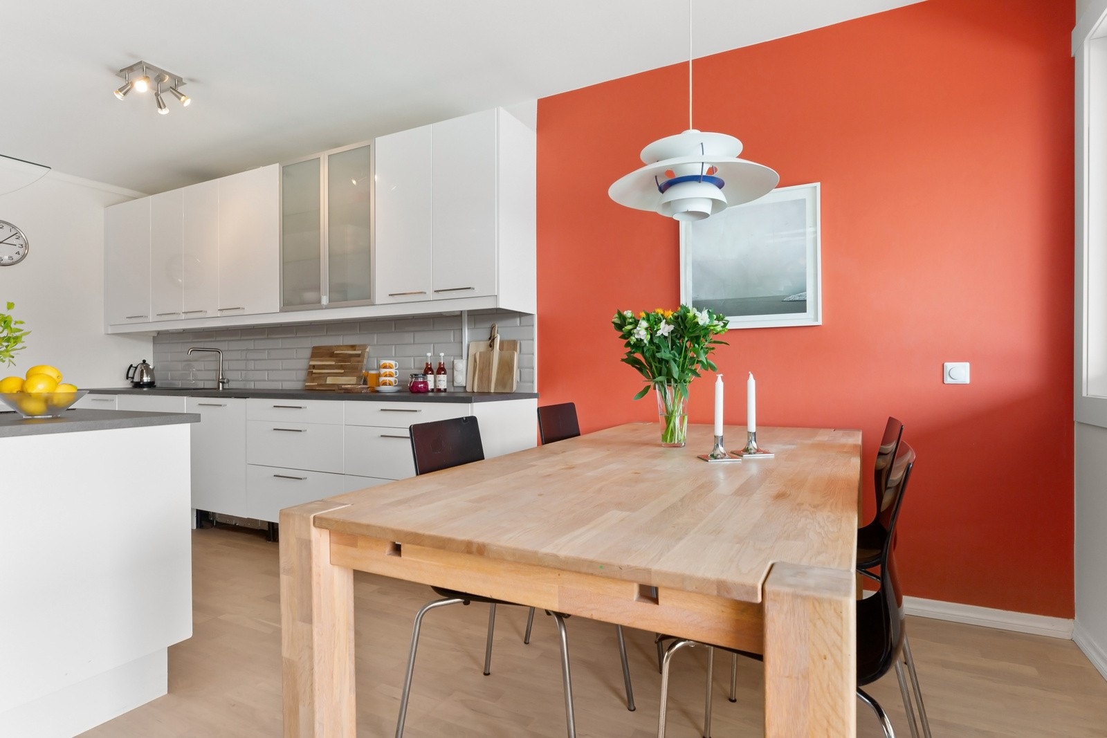 Her har man plass til langbord. Galleribilde