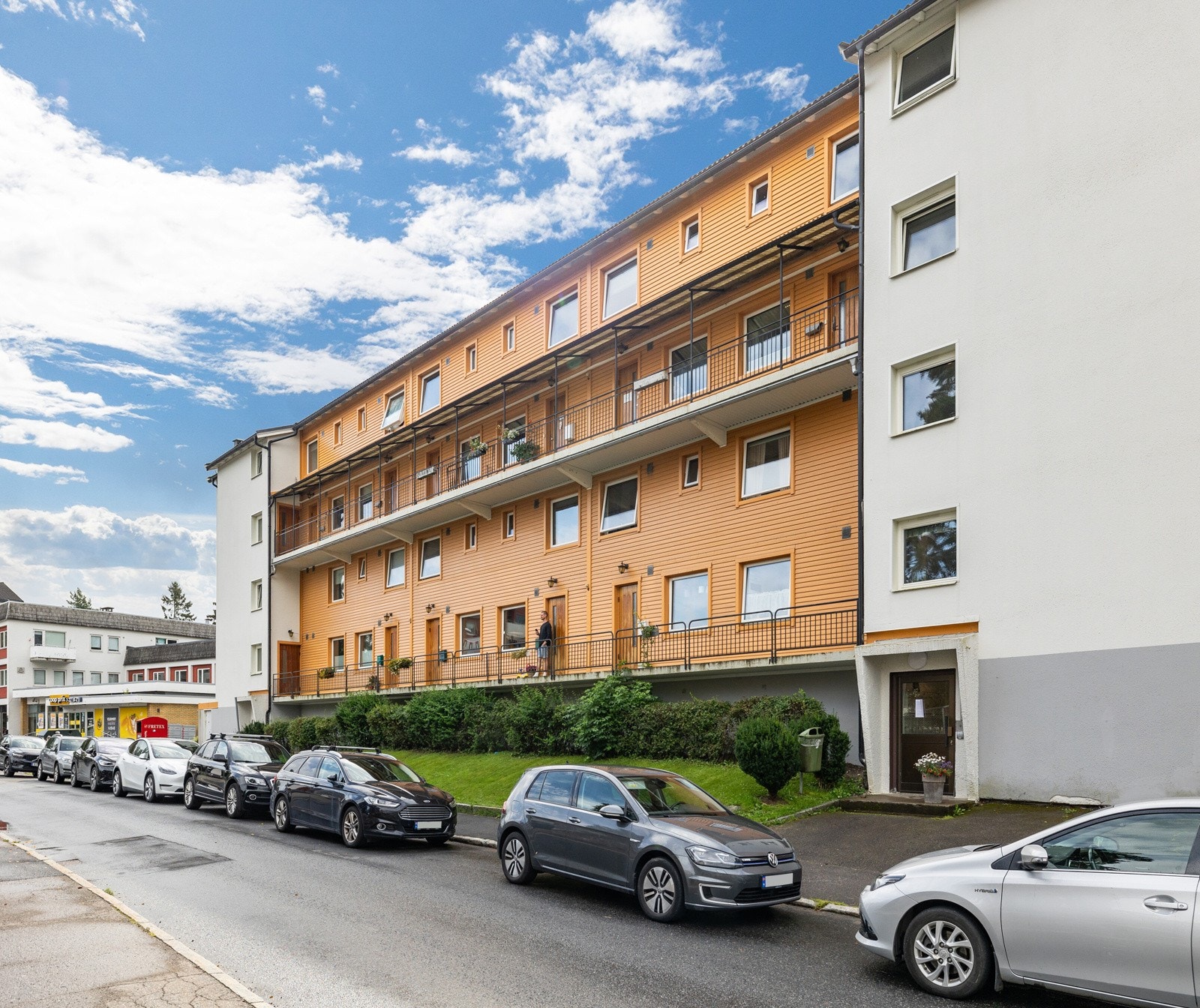 Fasade - bygget er fra 1957. Galleribilde