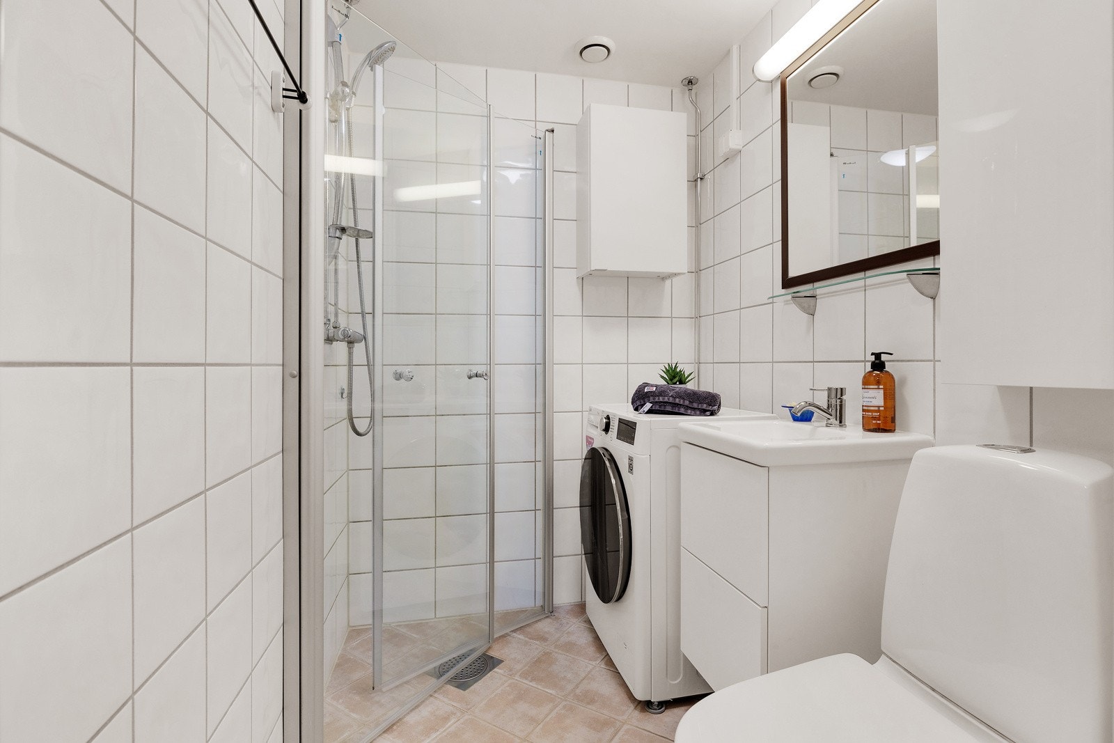 Det er opplegg for vaskemaskin. Galleribilde