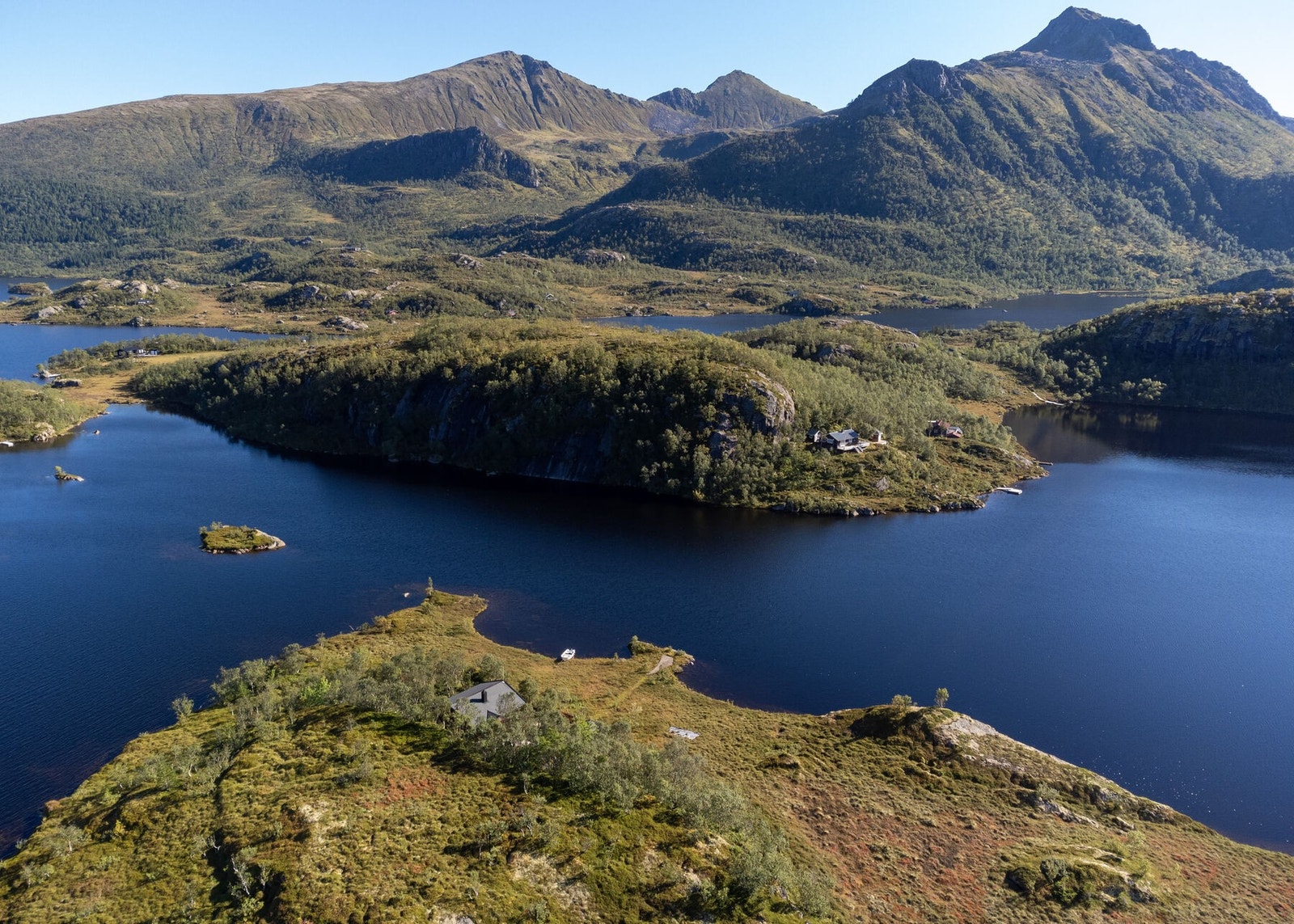 Eiendommen sett fra lufta Galleribilde
