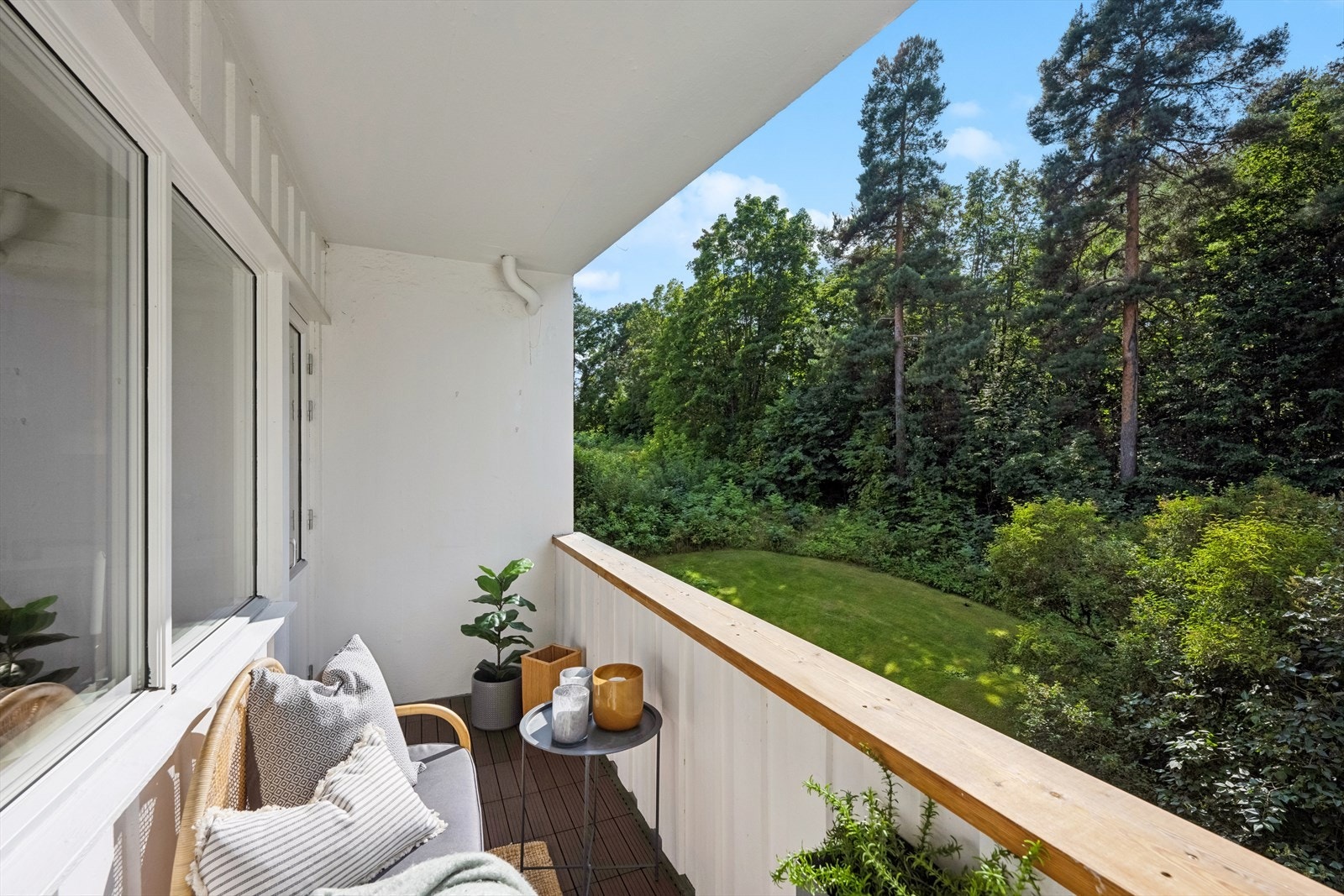 Sameiet arbeider med forslag til utvidelse av balkong. Galleribilde