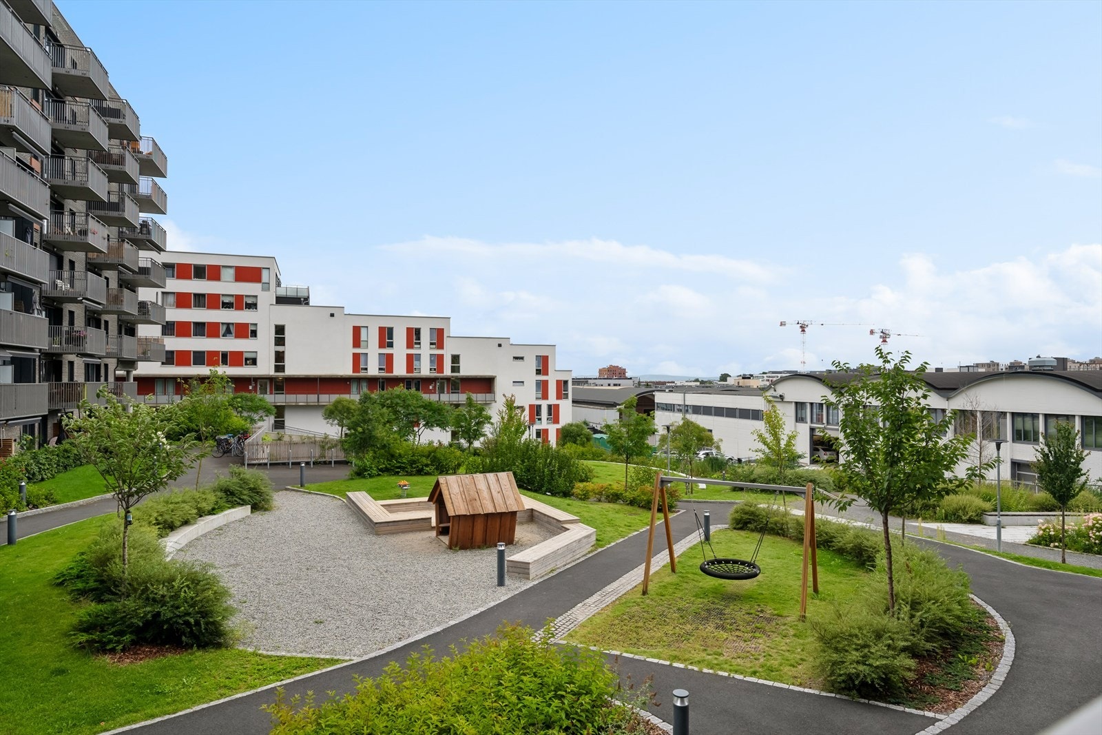 Bakgård Galleribilde