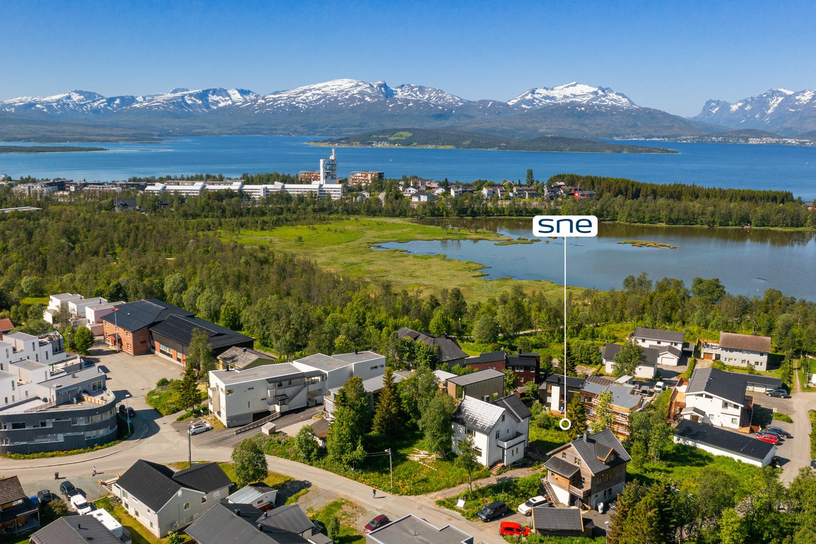 En av de flotteste eiendomstomtene i Tromsø, et steinkast unna Prestvannet.