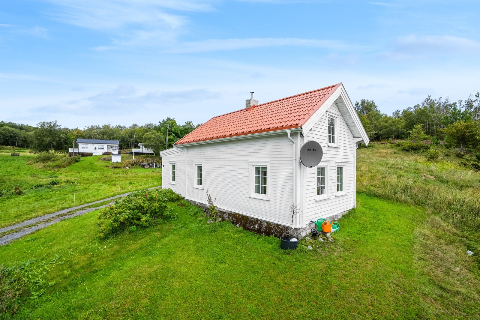 Det er kort vei til flott natur og flere fine turområder Galleribilde