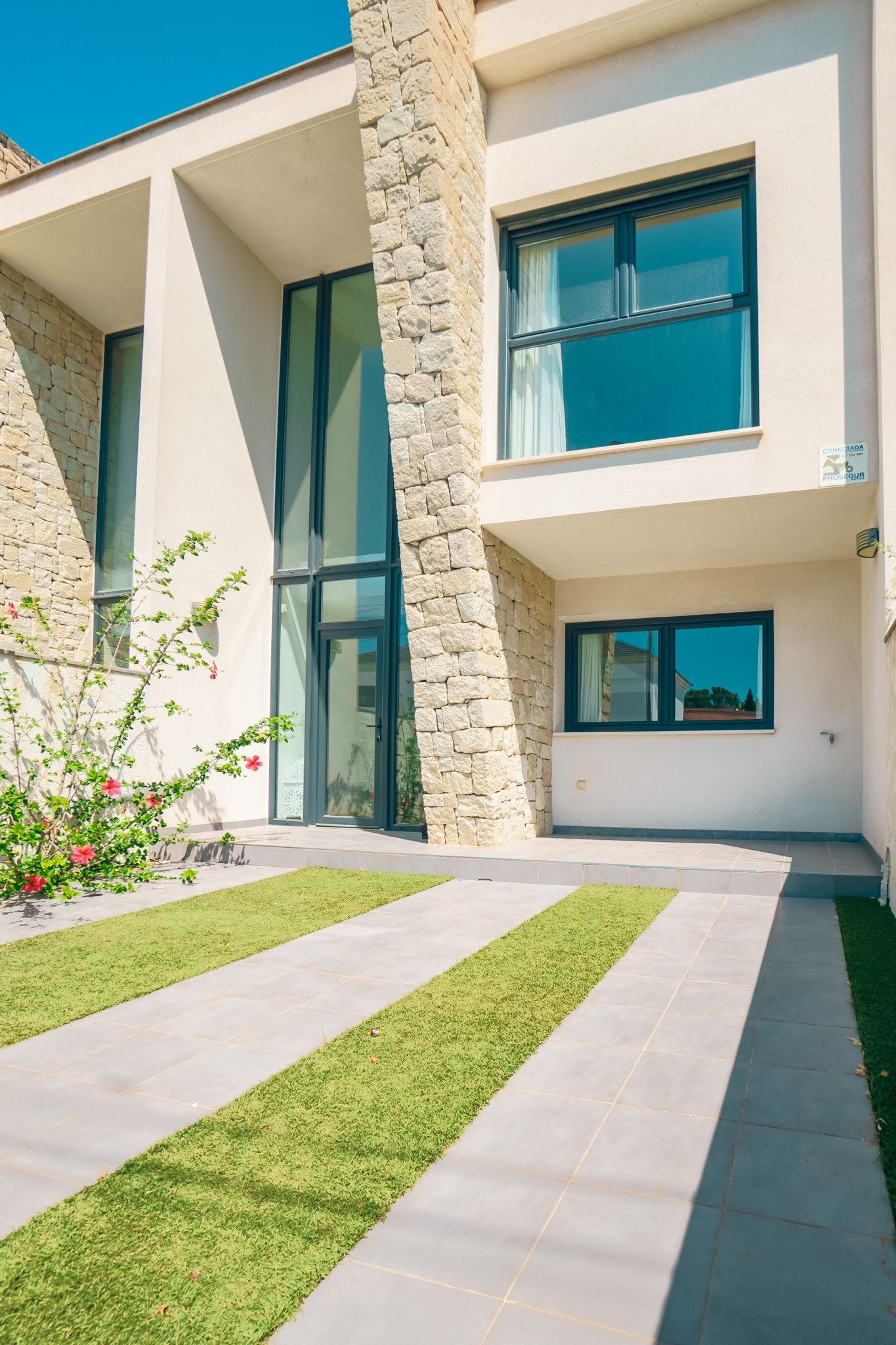 Forsiden av huset. Galleribilde