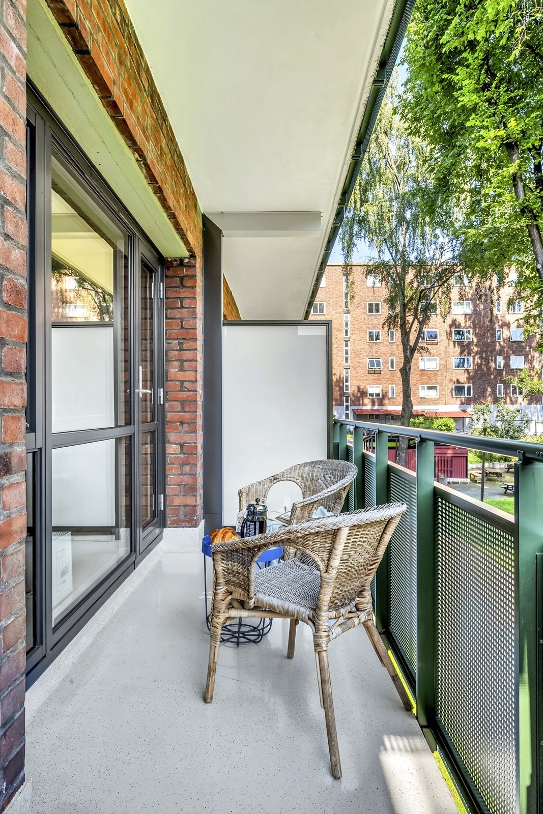 Her er det plass til sittegruppe og beplanting Galleribilde