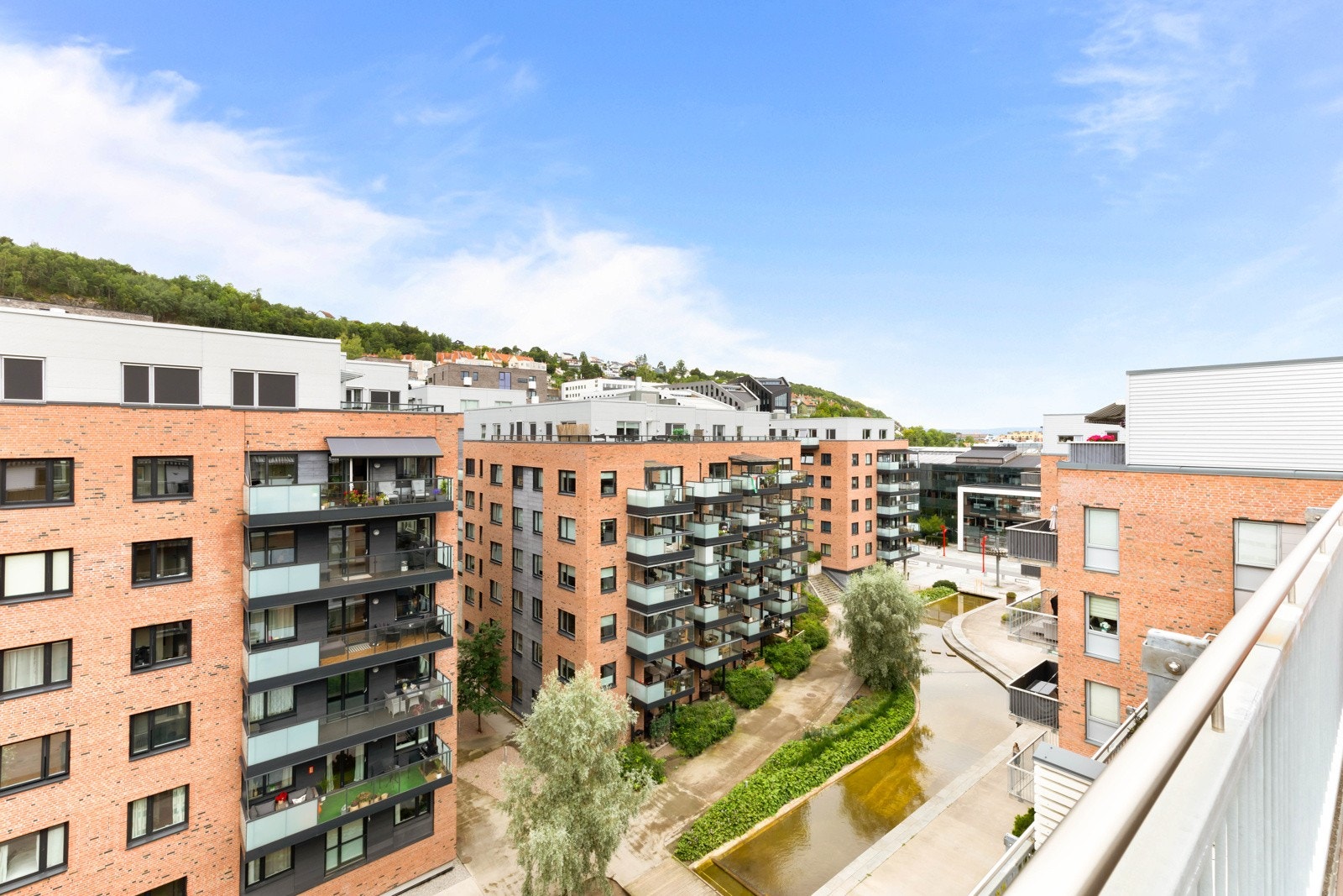 Utsikten fra felles takterrasse. Galleribilde