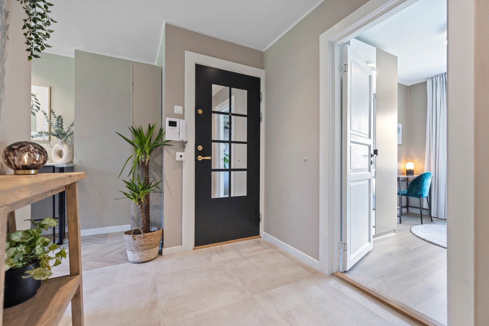 - Hyggelig og innbydende entré - Galleribilde