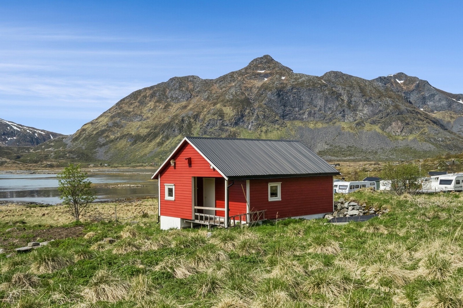 Tidligere fjøs med lagringsplass. Galleribilde