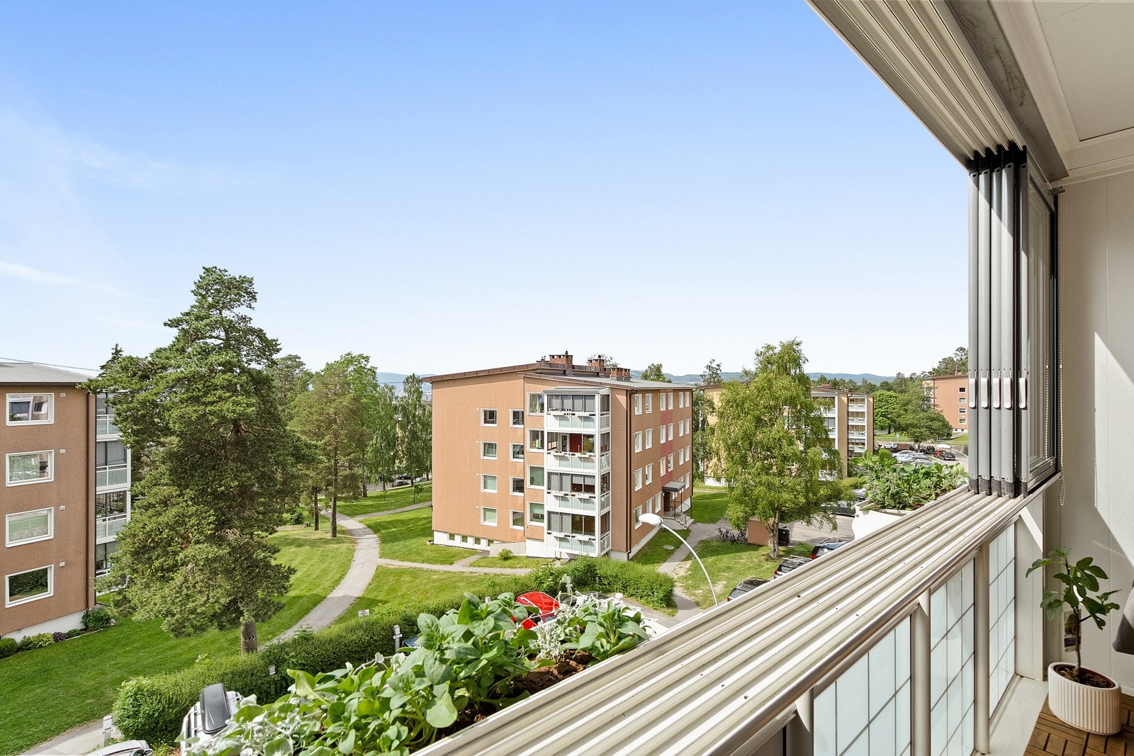 Velkommen til Mekanikerveien 26 - Presentert av Privatmeglere Håvard Haugstulen & Petter Løsåmoen Galleribilde