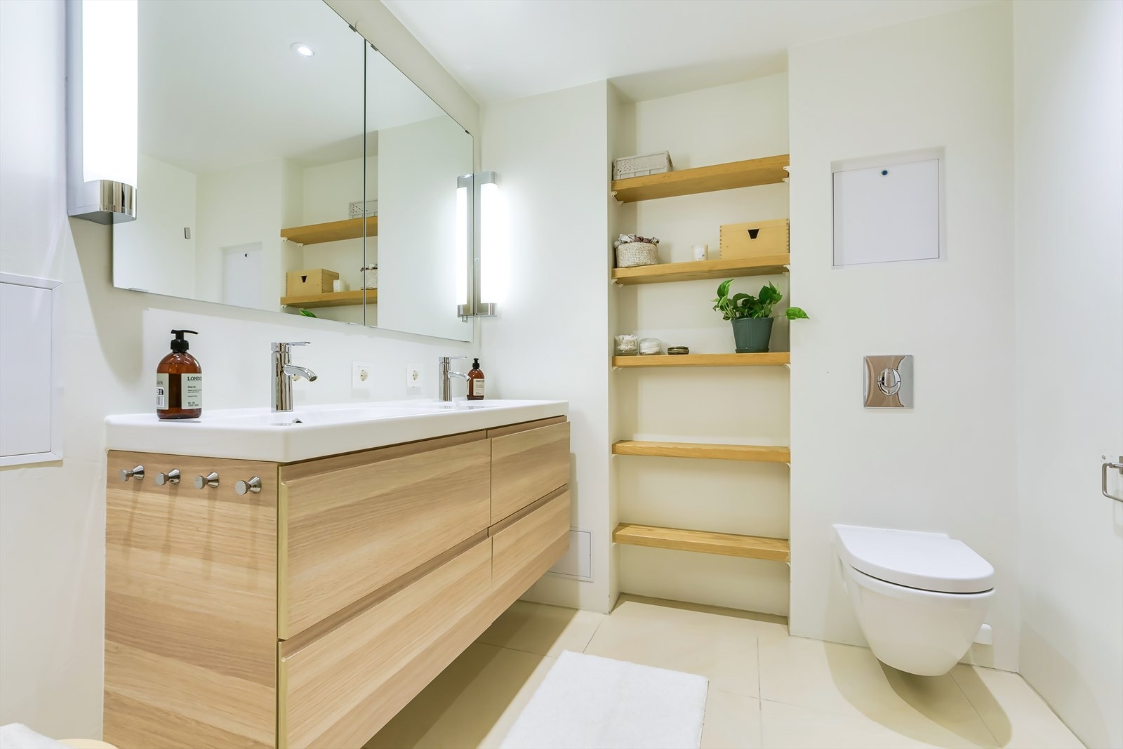 Pent flislagt bad fra 2013. Galleribilde