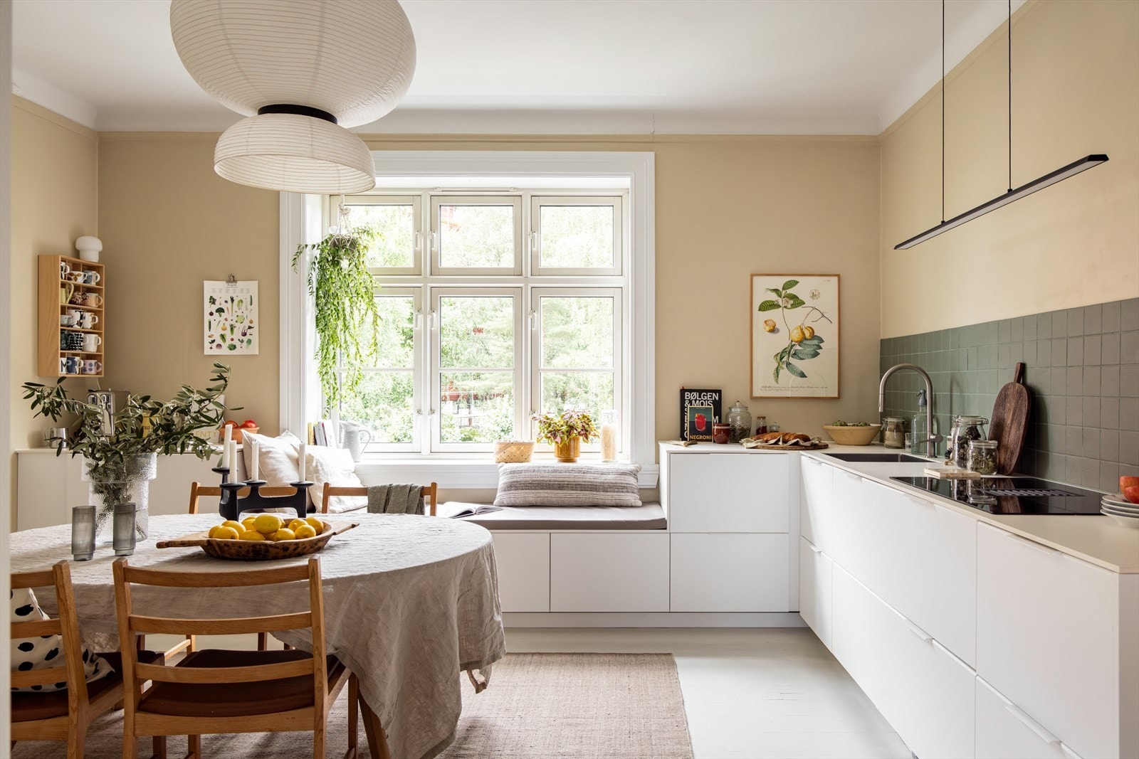 Vidar Krogsæter v/DNB Eiendom ønsker velkommen til en klassisk og påkostet 3-roms av svært god størrelse, midt i hjertet av Torshov! Galleribilde