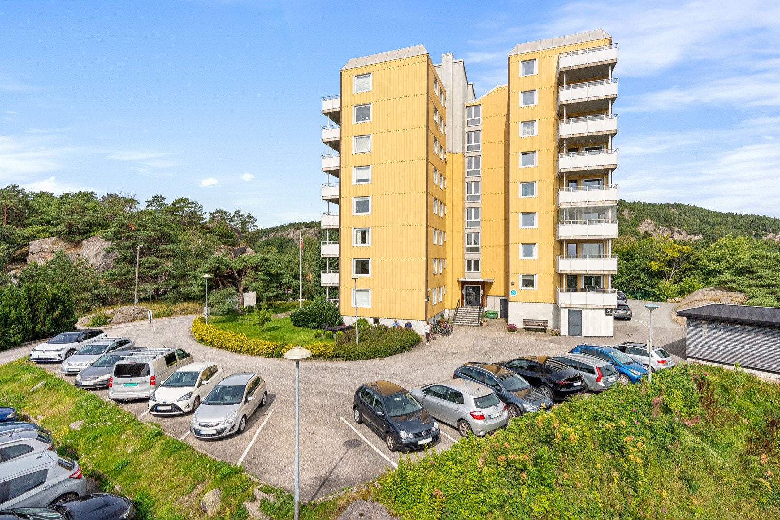 - Ravnedalen ligger ved idylliske Ravnedalen og flere fine tuområder like ved | Kun 5 min til sentrum med sykkel eller el-sparkesykkel - Galleribilde