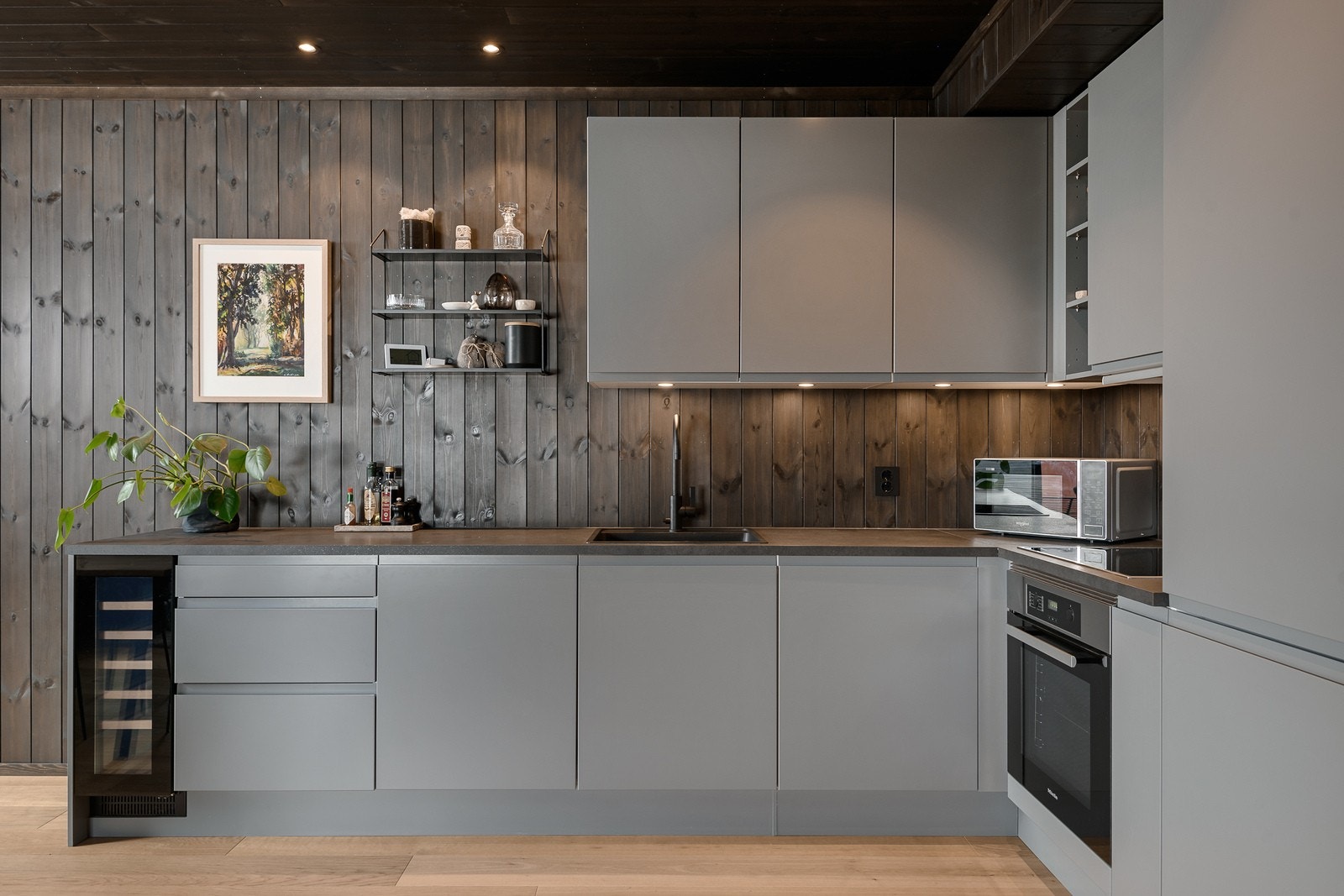 Slette fronter med integrerte håndtak Galleribilde