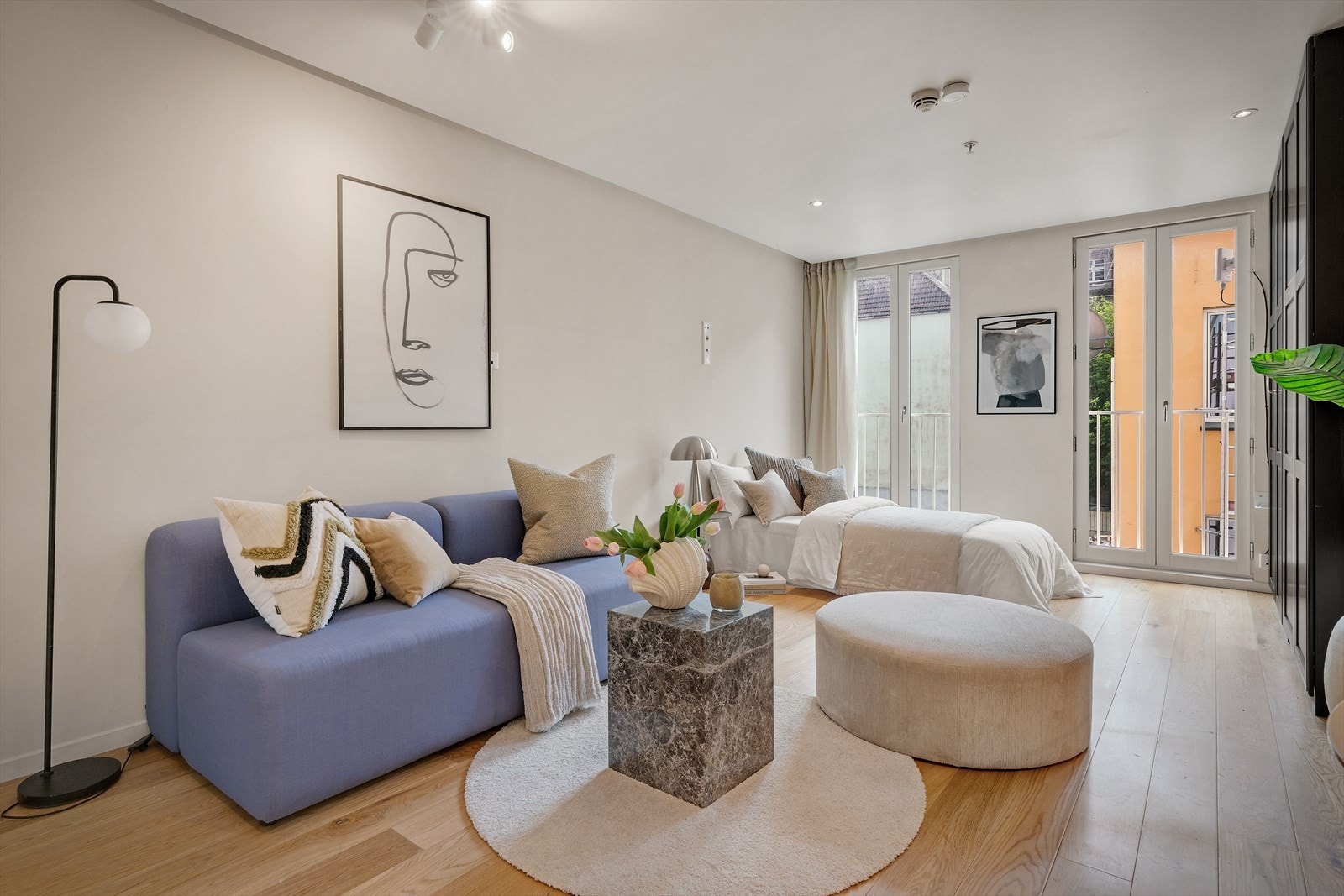 - Rommet måler 22,5 m² - Galleribilde