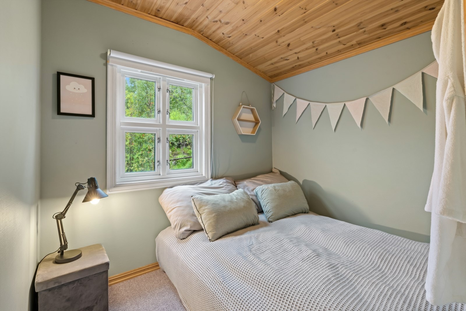 Det er tre soverom i fritidsboligen. Galleribilde