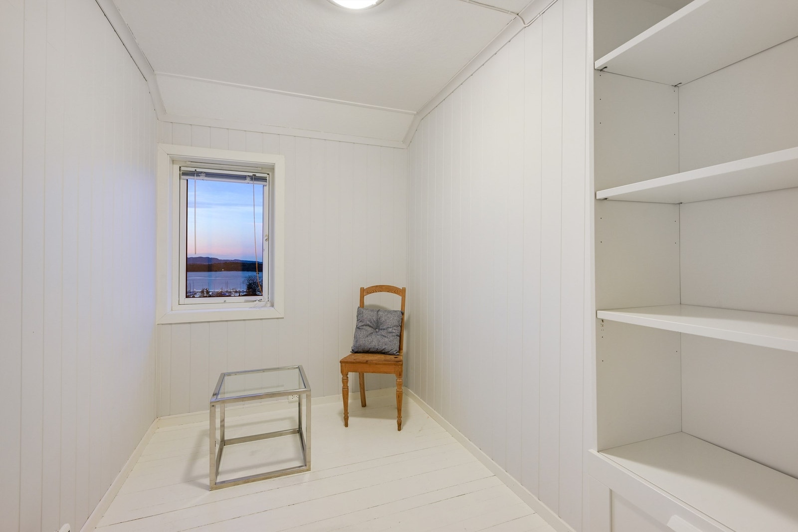 Rom i øvre etasje Galleribilde
