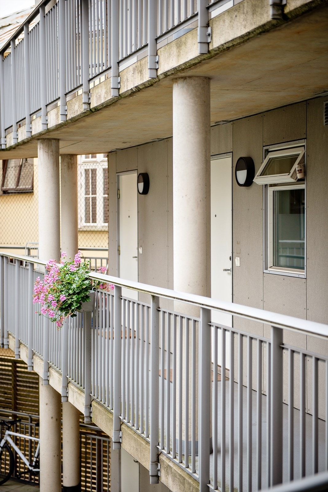 Inngangsparti. Galleribilde