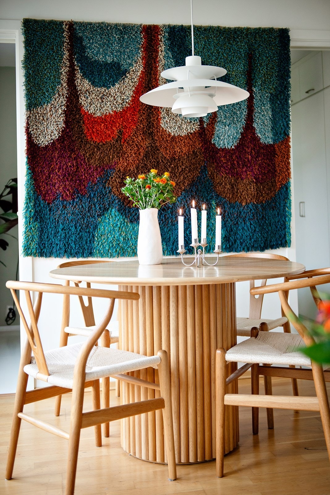 Boligen er på 38 kvm og disponerer en kjellerbod på 5 kvm. Galleribilde