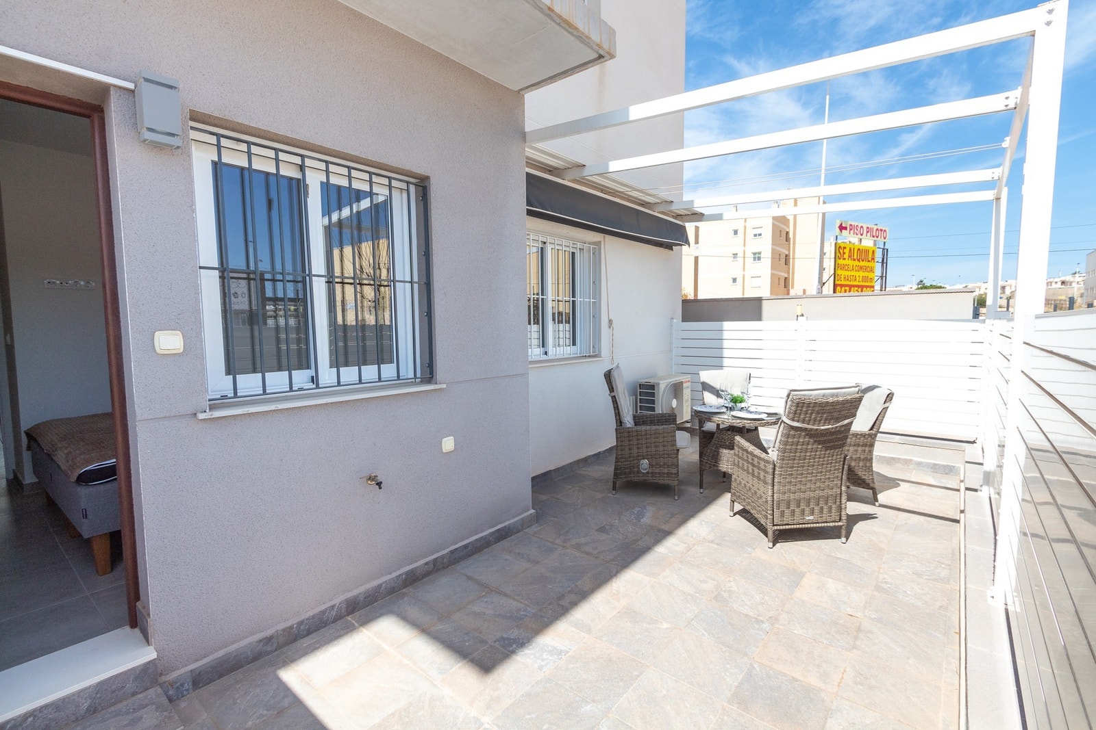 Spaniamegler1 har eget advokatkontor som sikrer kjøpsprosessen Galleribilde