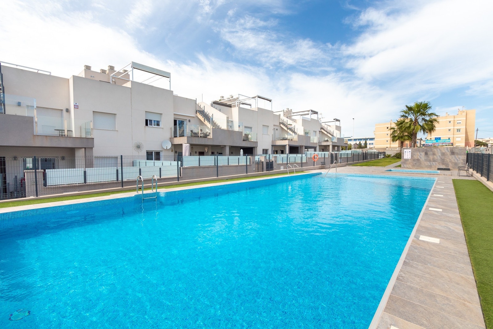 Spaniamegler1 har eget advokatkontor som sikrer kjøpsprosessen Galleribilde