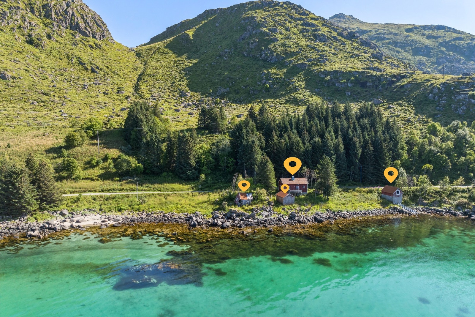 Velkommen til Sundsveine 423 - Presentert av EiendomsMegler 1 Leknes. Galleribilde