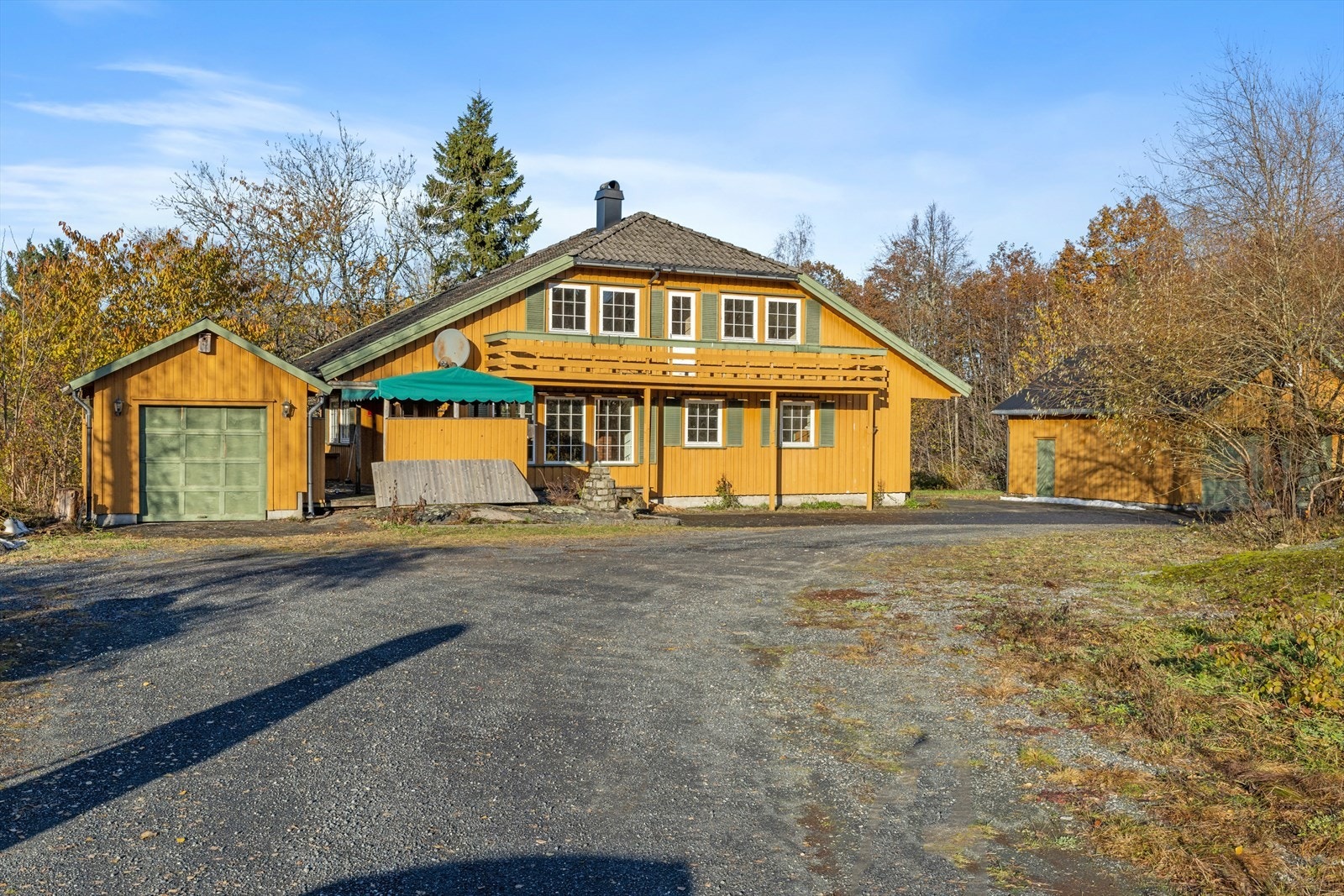 Fint beliggende enebolig på solrik tomt Galleribilde