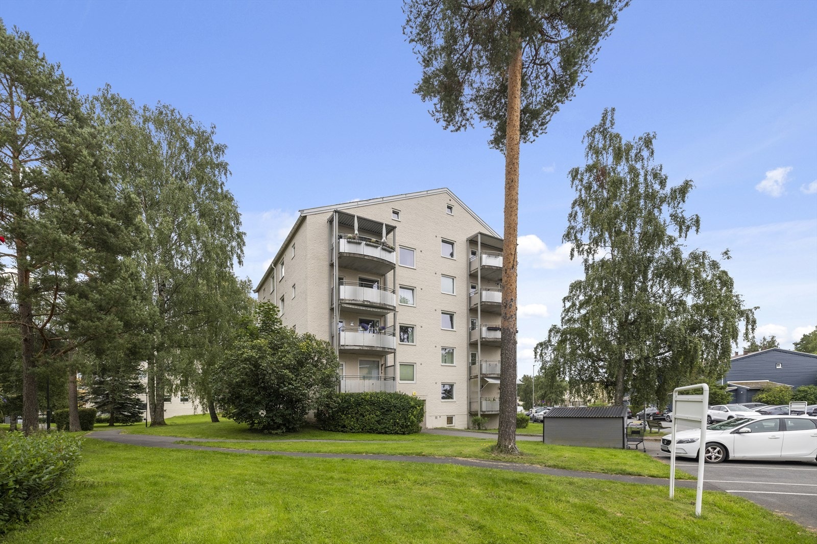 Naturskjønne og rolige omgivelser på Bergkrystallen. Galleribilde