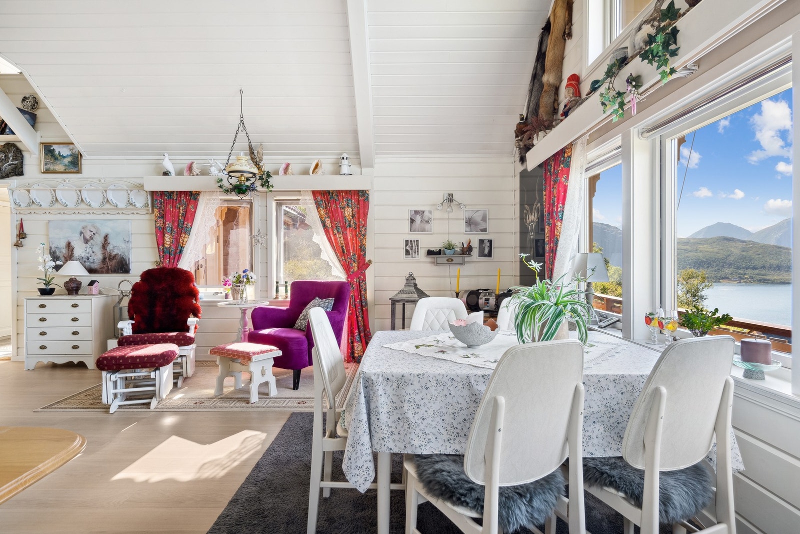 God plass til spisebord . Galleribilde