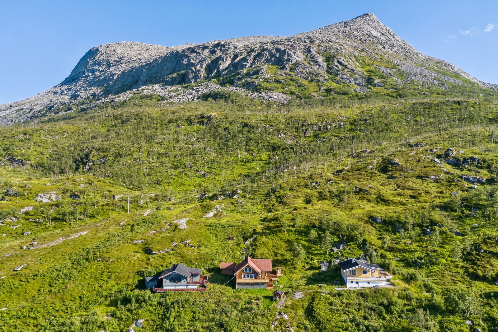 Området har et flott turterreng til fots og på ski. Galleribilde