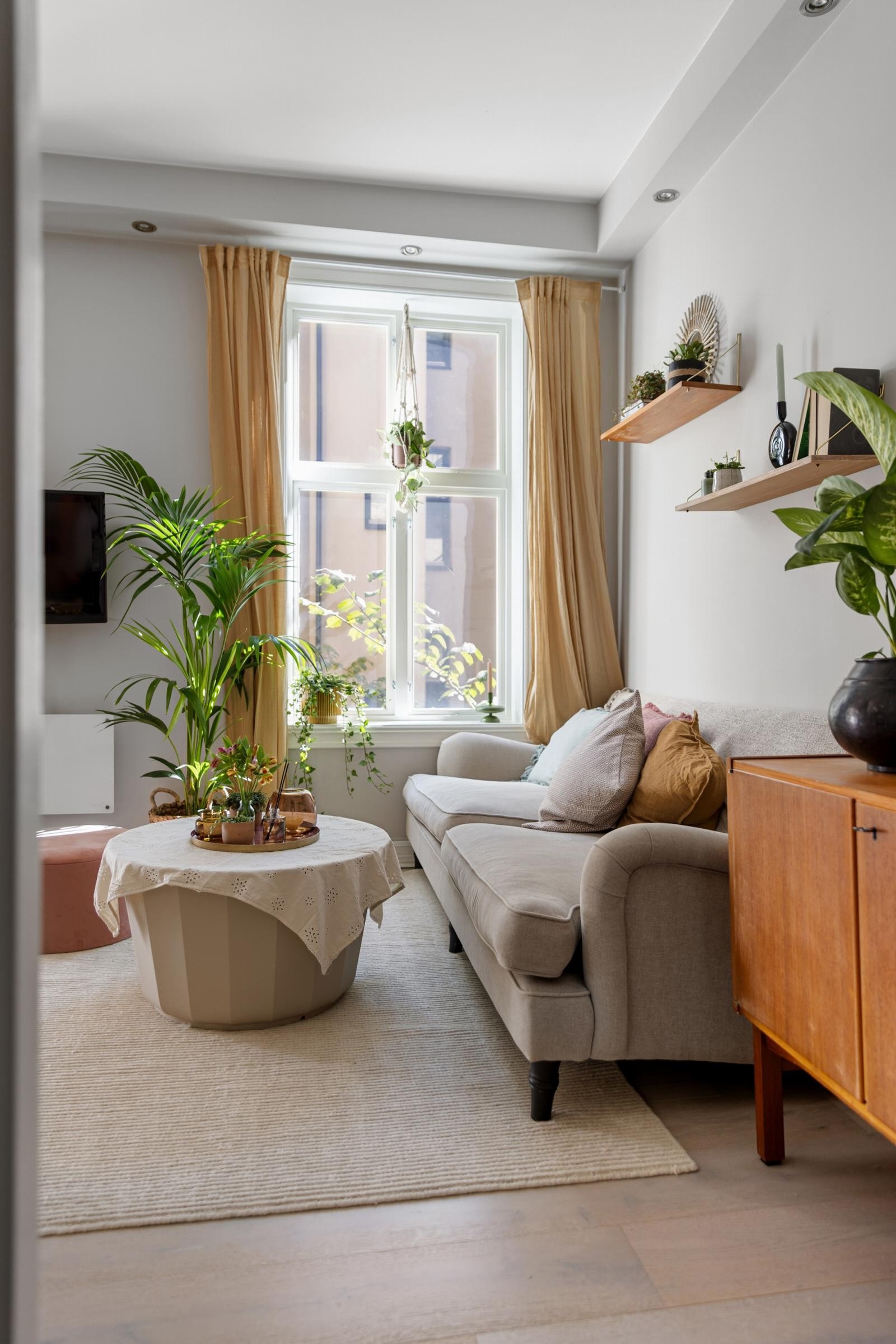 Leiligheten har flott lysinnslipp. Galleribilde