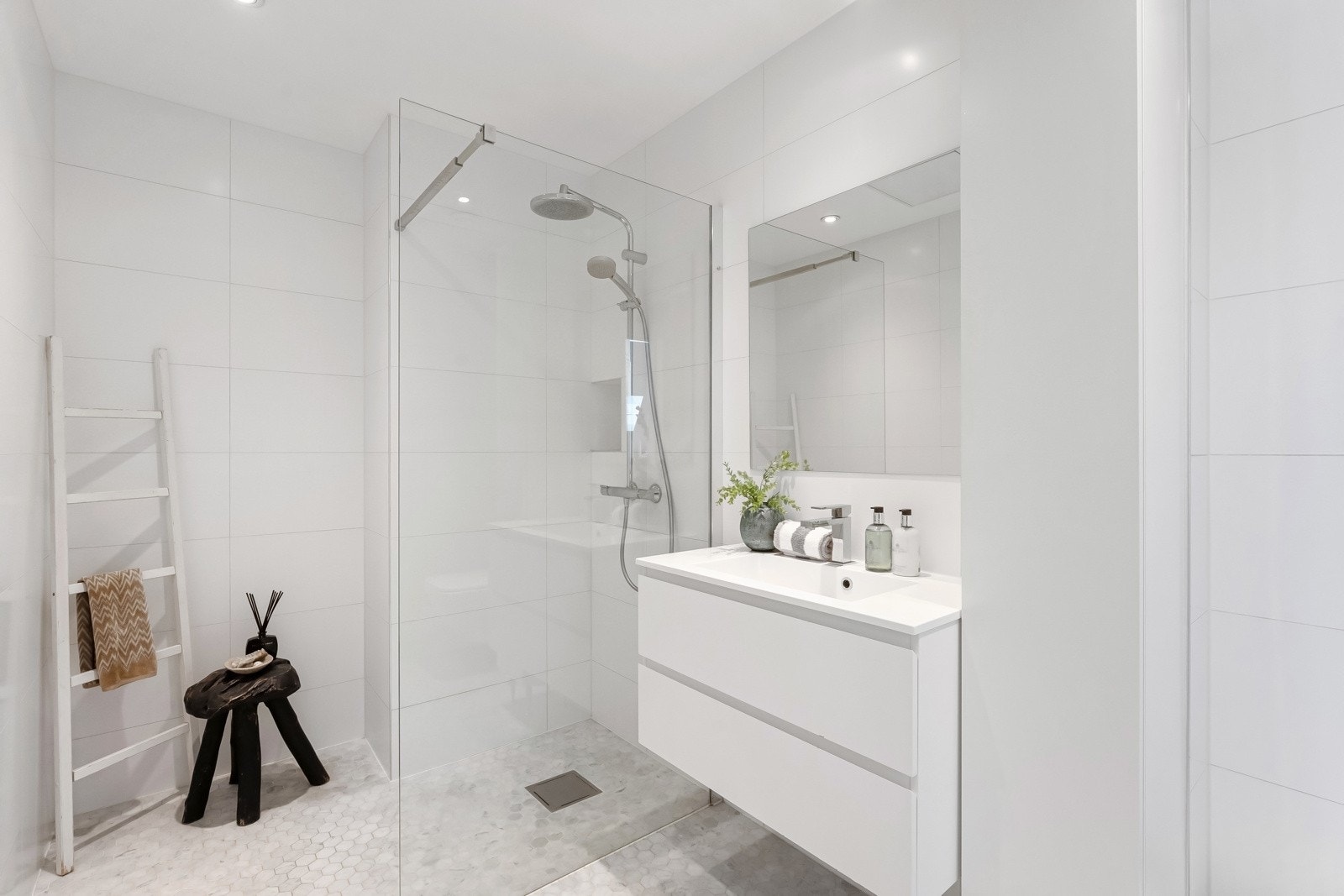 Badet er pusset opp i 2016 ifg. tidligere salgsoppgave. Galleribilde