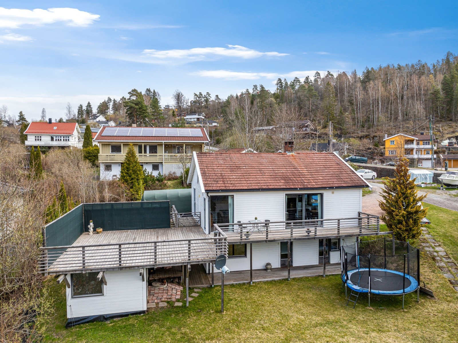 Nordre Åros vei 11 til salgs ved Per Olav Hess - EIE eiendomsmegling. Galleribilde