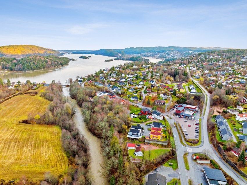 Sommerstid er det flere idylliske badeplasser i nærheten. Galleribilde