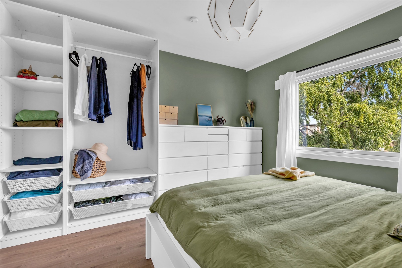 Soverom I Galleribilde