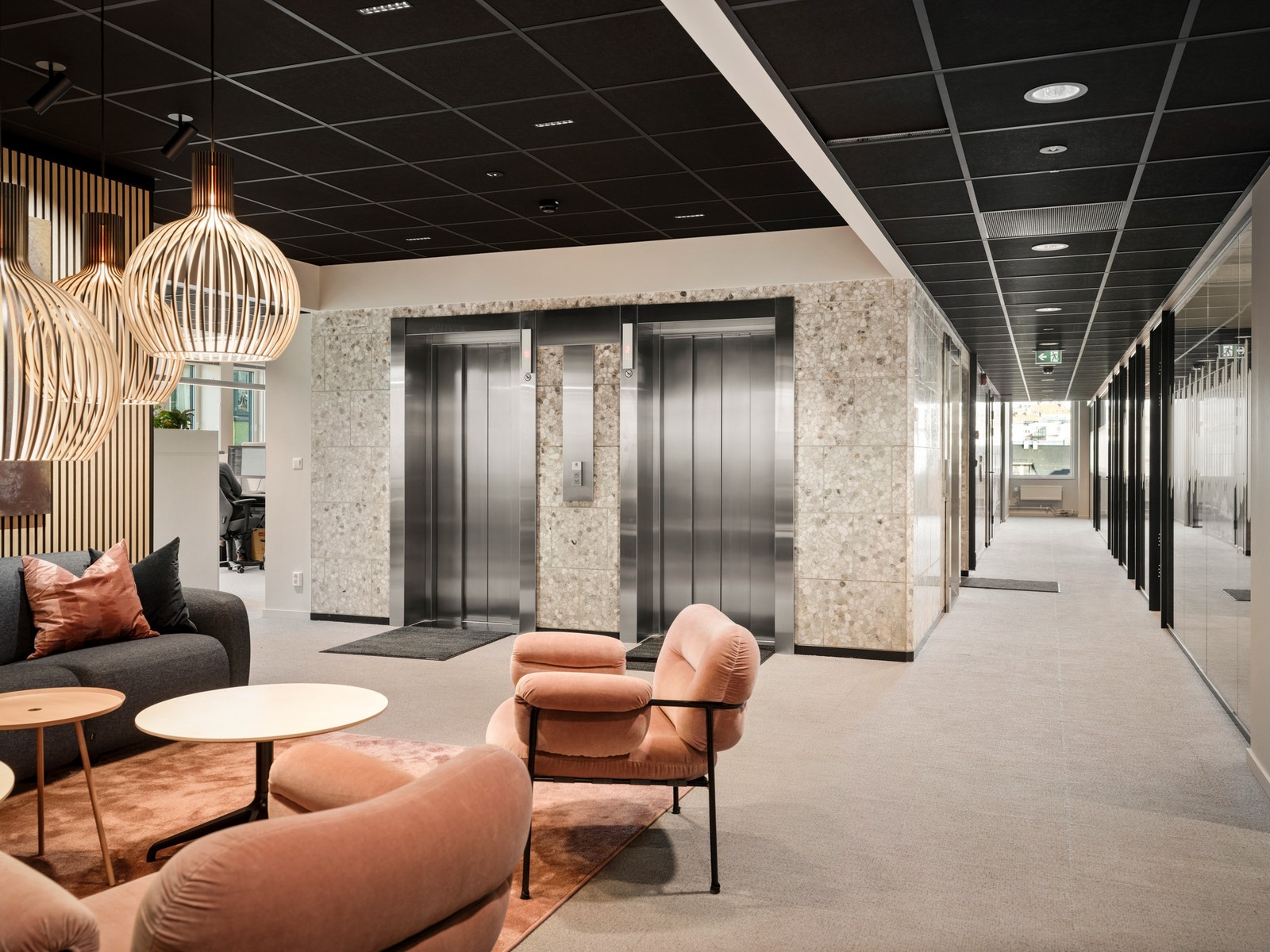 De neste bildene er tatt hos eksisterende leietakere i Wergelandsveien 1-3 og viser hvordan vi utformer lokalet slik dere ønsker det Galleribilde