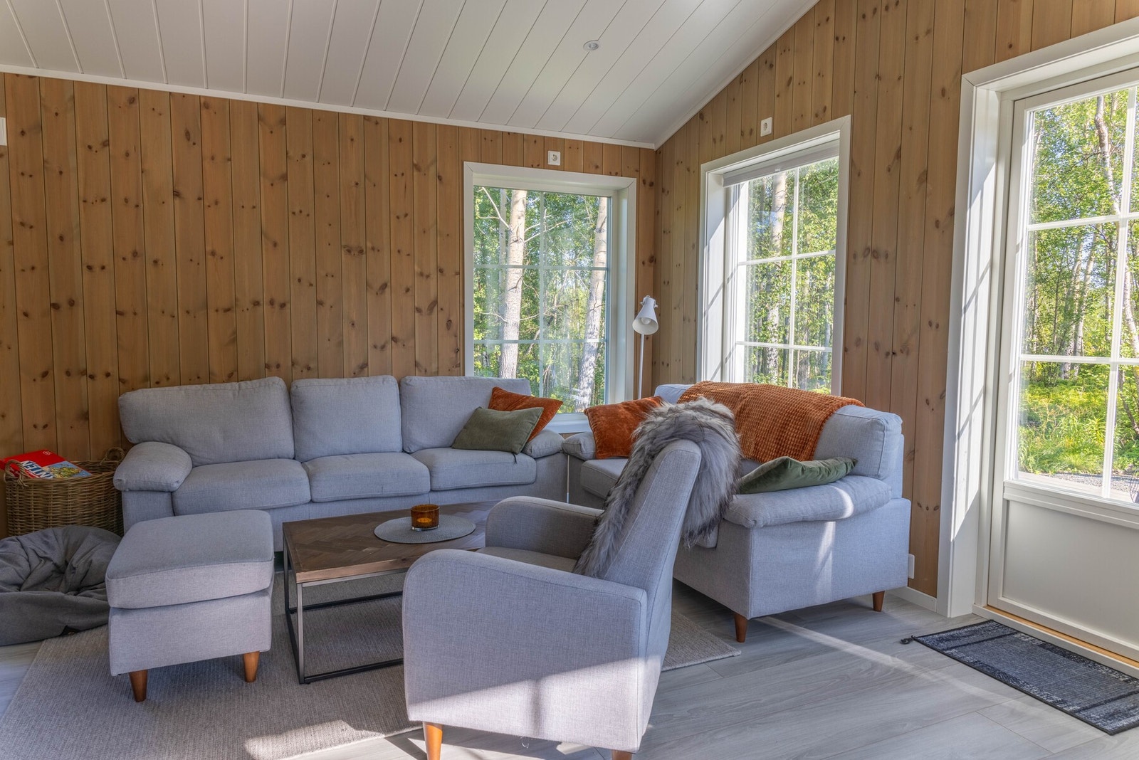 Her får du naturen inn i hytta Galleribilde