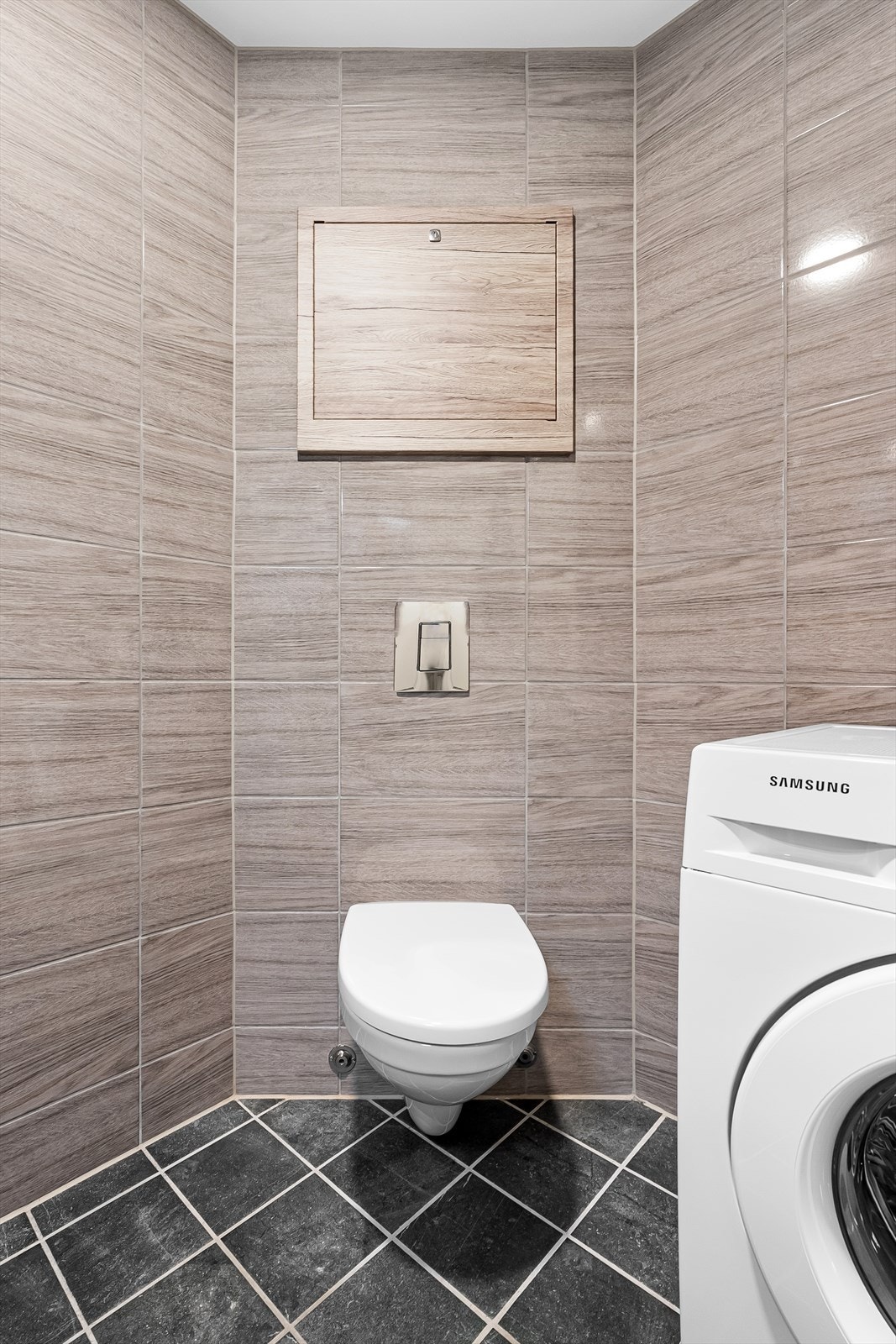 Det er også opplegg for vaskemaskin på badet. Galleribilde