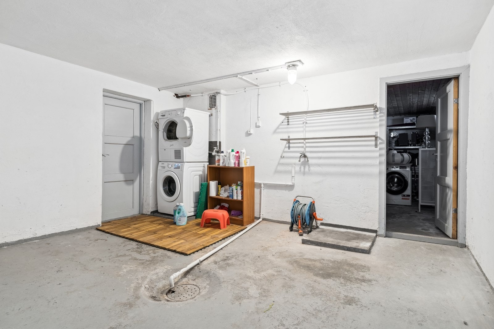 Felles vaskerom med nabo. Galleribilde