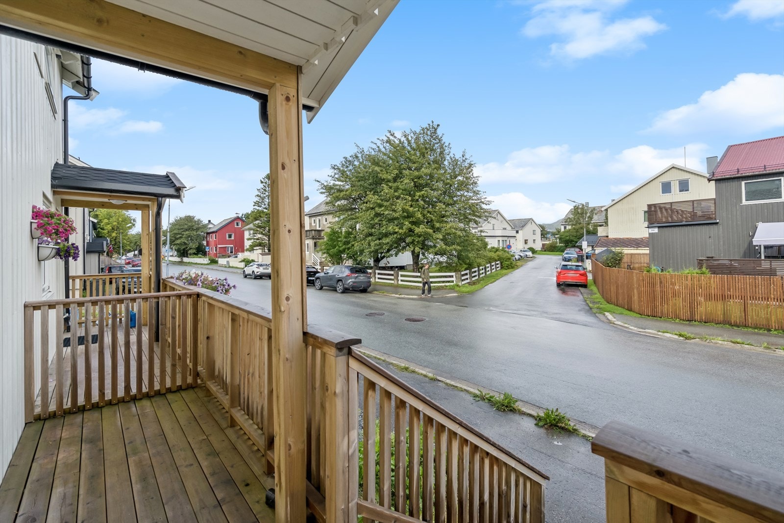 Inngangsparti. Galleribilde