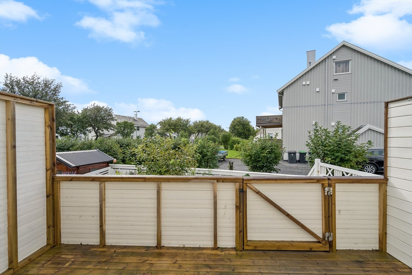 Veranda er vendt i vest og har ypperlige solforhold. Galleribilde