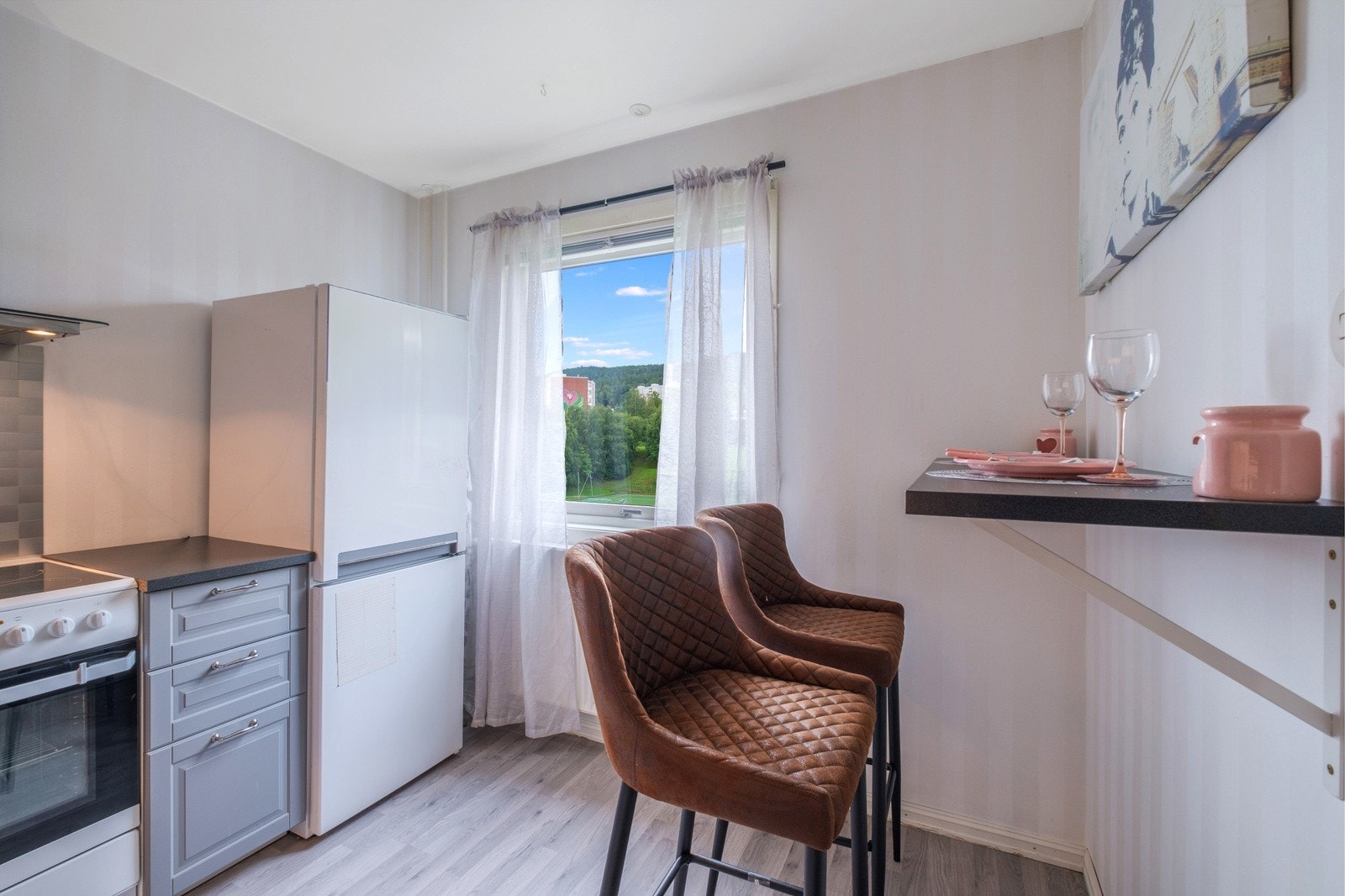 Sitteplass på kjøkkenet Galleribilde