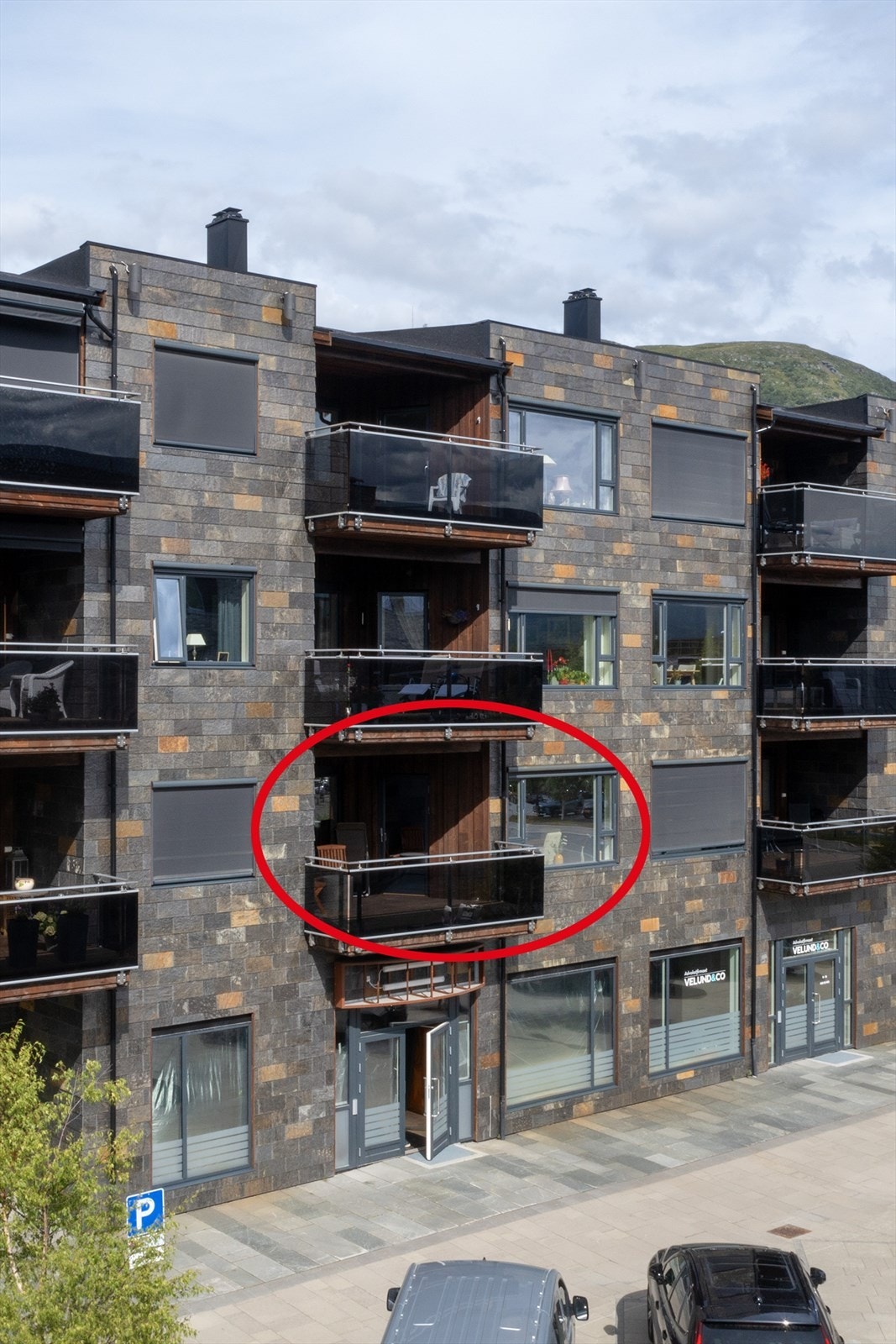 Forside salgsoppgave Galleribilde