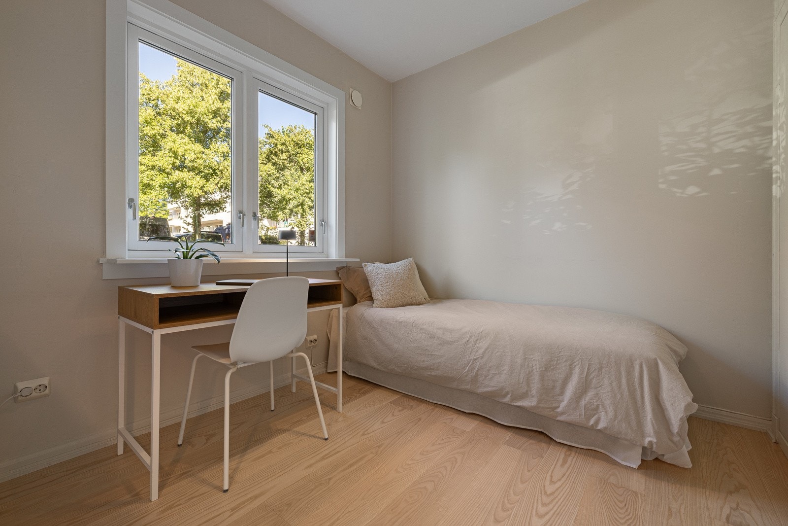 God plass til dobbeltseng. Galleribilde
