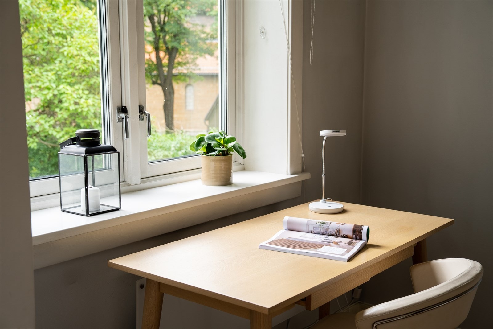 Her har du god plass til hjemmekontoret. Galleribilde