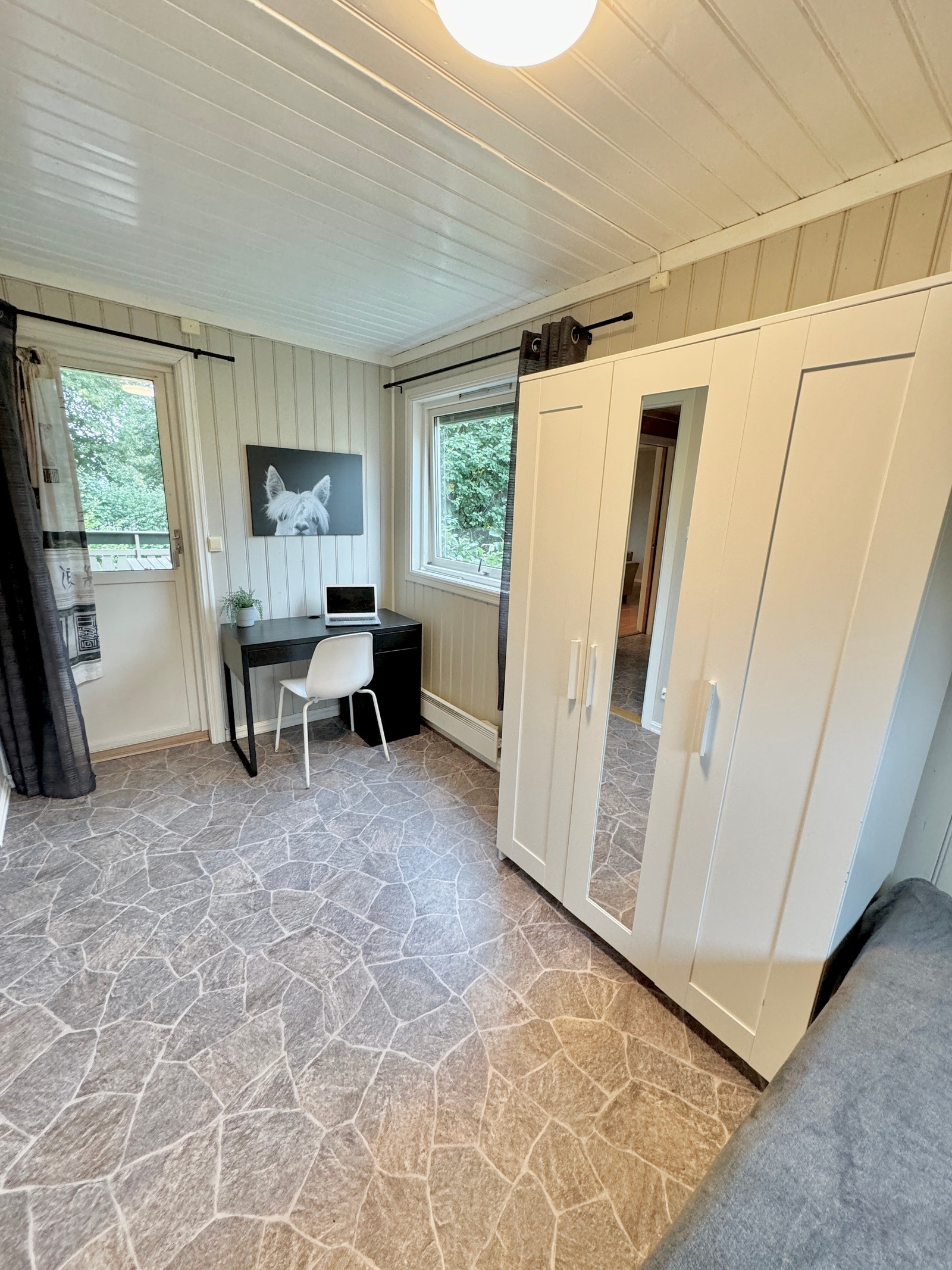 Rom 4 med egen utgang til terrasse Galleribilde