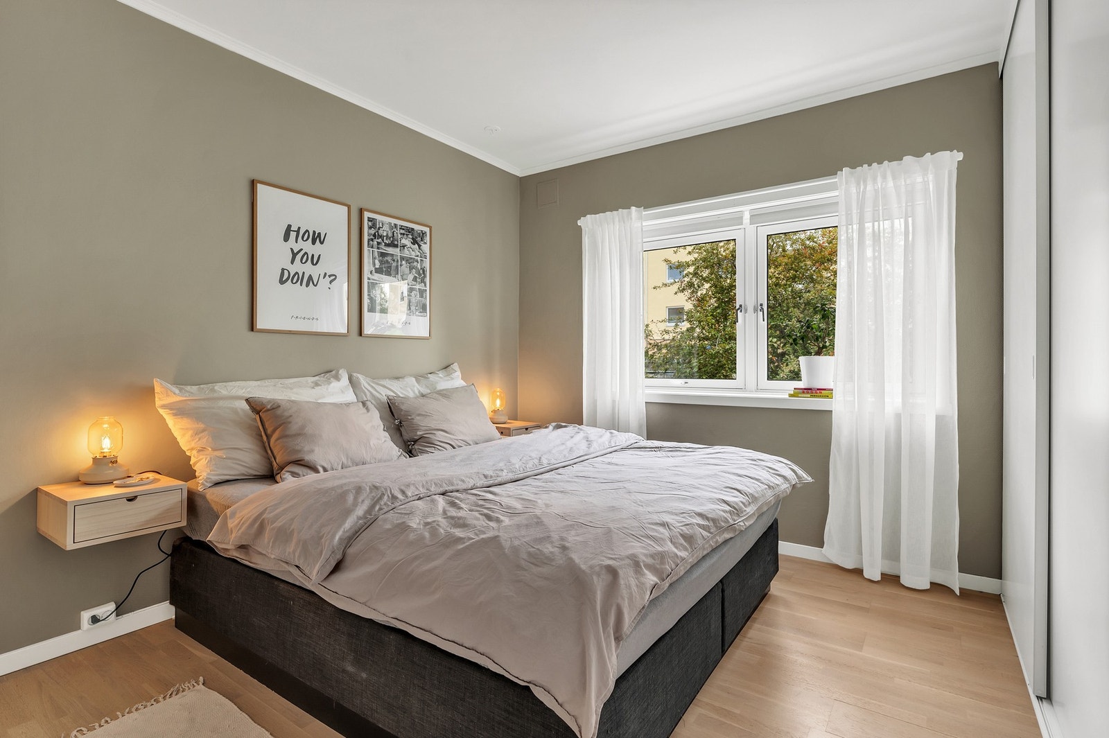Pent soverom på 10,7 kvadratmeter. Galleribilde